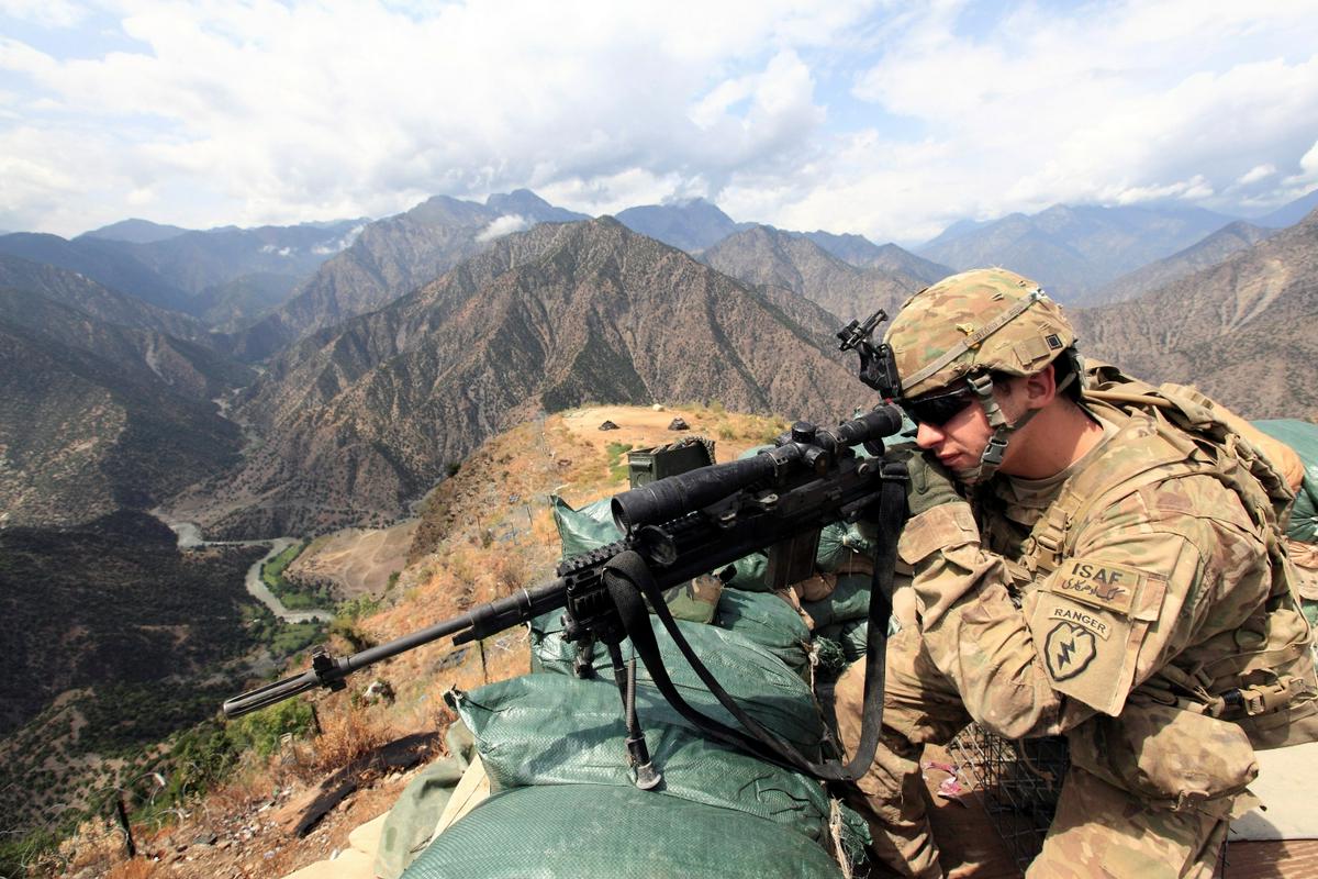 ZDA bodo kljub umiku okoli 2000 vojakov tudi po 19 letih ostale vojaško navzoče v Afganistanu. Foto: Reuters