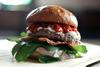 MMC-jeva preizkuševalnica burgerjev: od Tabayeve ekstaze do Hoodovega steak sendviča