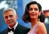 Foto: Zakonca Clooney prvič po rojstvu dvojčkov na rdeči preprogi