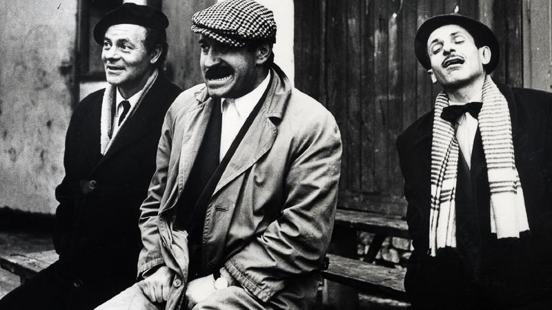 Srbski režiser Živojin Pavlović velja za enega najpomembnejših avtorjev novega jugoslovanskega filma, ki se je oblikoval v drugi polovici 60. let. Na fotografiji Budjenje pacova iz leta 1967. Foto: AP