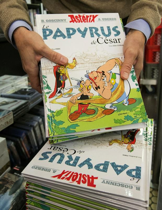 Od leta 2013 zgodbe o Asterixu ustvarjata Jean-Yves Ferri in Didier Conrad. Foto: EPA Foto: 