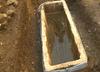 Poznoantični sarkofag na Gosposvetski cesti razodel svojo notranjost