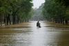 Tajfun Damrey v Vietnamu zahteval 27 življenj