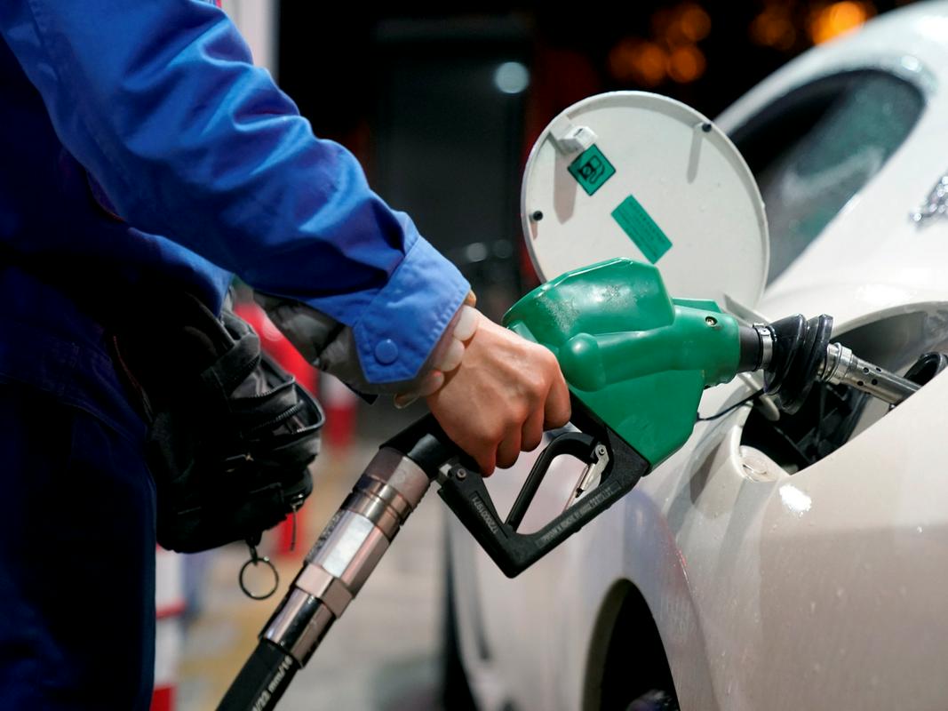 V Združenem kraljestvu primanjkuje goriva. Foto: Reuters