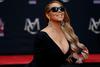 Božična skladba Mariah Carey po več kot dvajsetih letih prvič pri vrhu