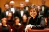 Martina Batič bo prihodnje tri sezone glavna dirigentka zbora Gulbenkian na Portugalskem