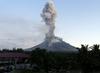 Pred izbruhom ognjenika na Filipinih evakuirali že 56.000 ljudi
