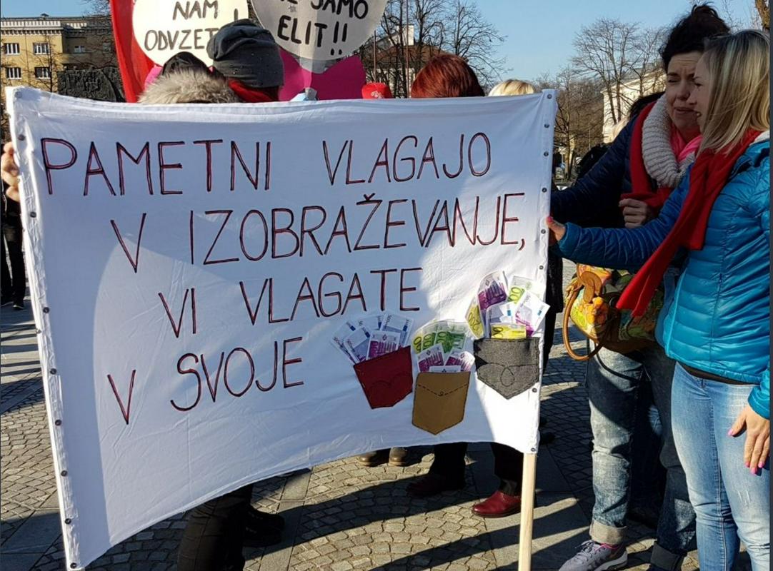 Stavka več deset tisoč javnih uslužbencev. Foto: MMC RTV SLO/Gorazd Kosmač
