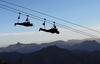 Zakaj je zip line tako adrenalinski in zabaven?