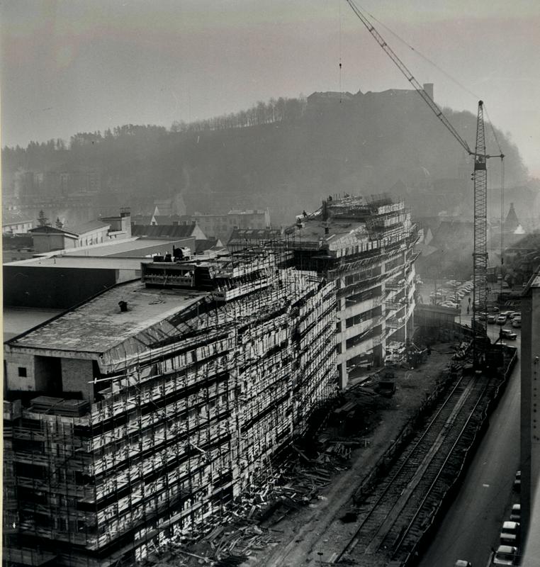 Gradnja TV-centra leta 1973