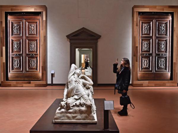 Kaj pomeni frazem 'Ariadnina nit'?