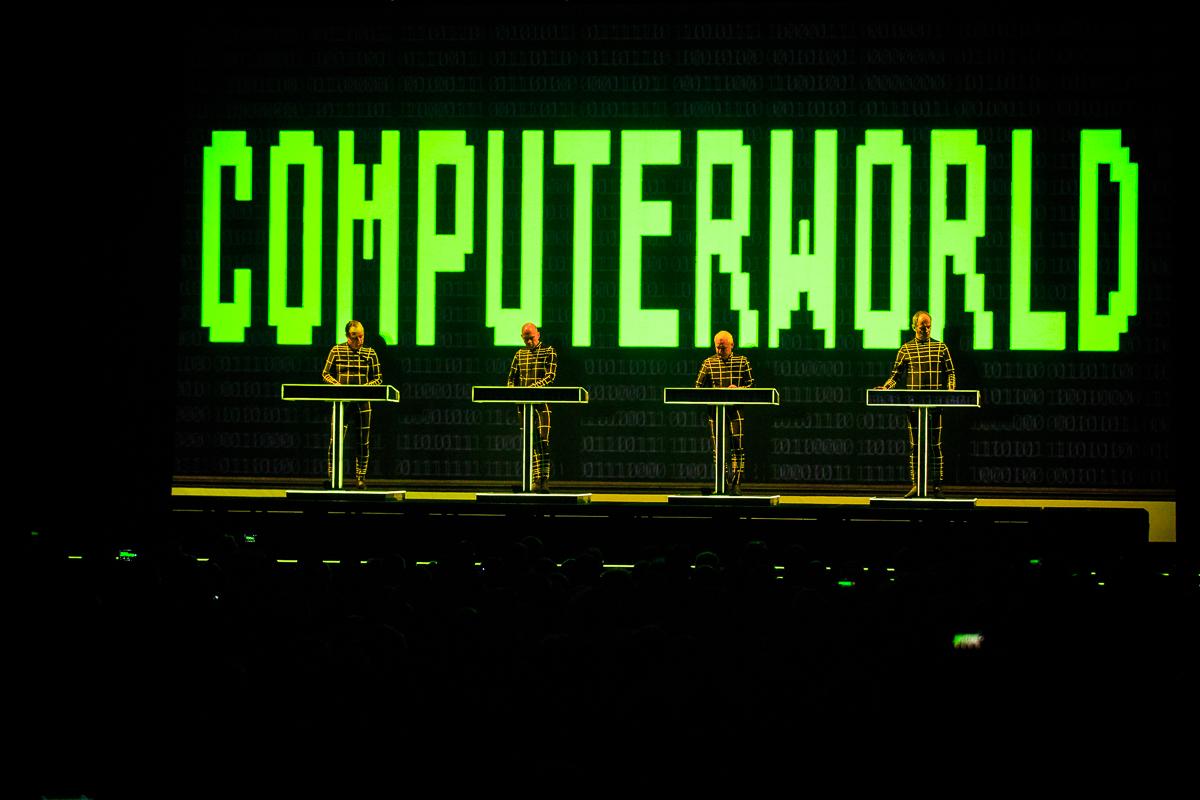 Kraftwerk so pred skoraj štirimi desetletji zasloveli s svojimi revolucionarnimi 