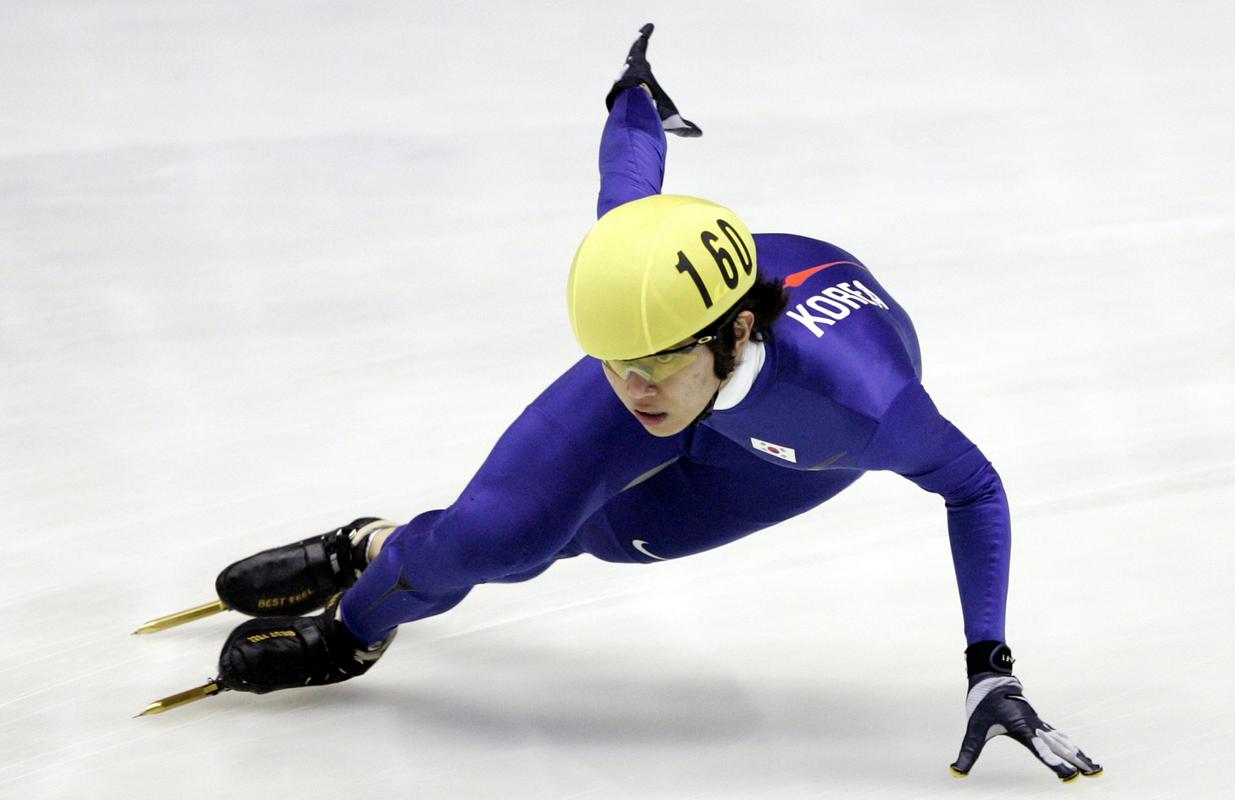 Ahn Hyun-soo (ali pozneje po rusko Viktor An) je edini, ki je za vsako državo osvojil več kot eno zlato medaljo. Foto: Reuters