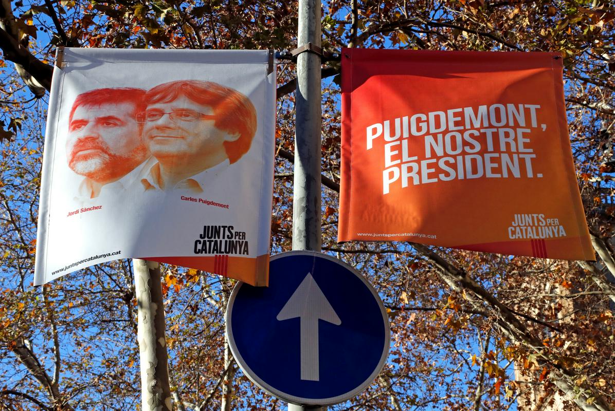 Puigdemont in Sanchez veljata za politična zaveznika in podpornika neodvisnosti Katalonije. Foto: Reuters