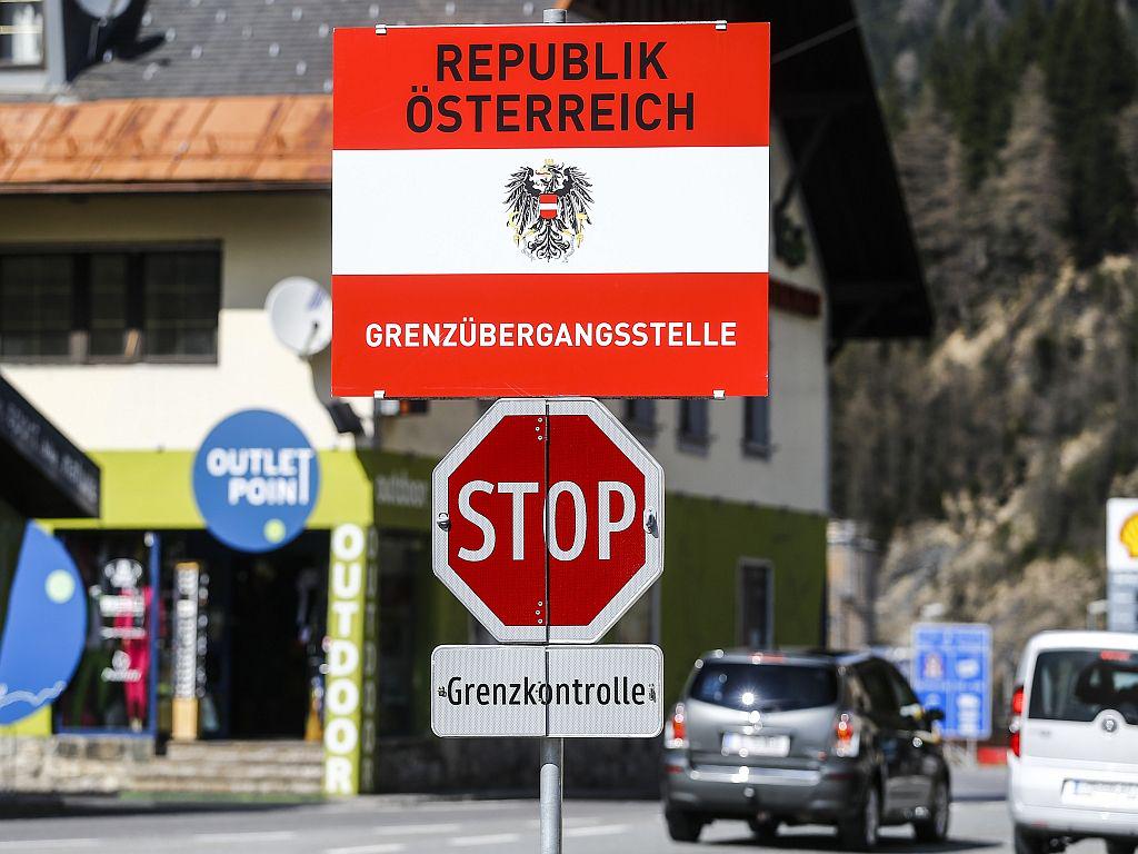 V Avstrijo se na delo dnevno vozi okoli 5.000 Pomurcev. Foto: Reuters