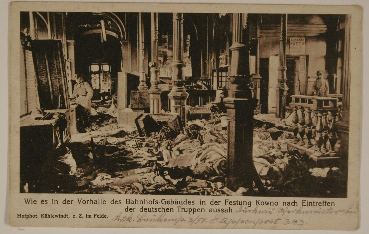 Bombniki so naredili veliko škode. Foto: Osebni arhiv družine Weixler