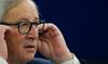 Juncker pozorno spremlja dogajanje v Sloveniji, Tusk brez komentarja