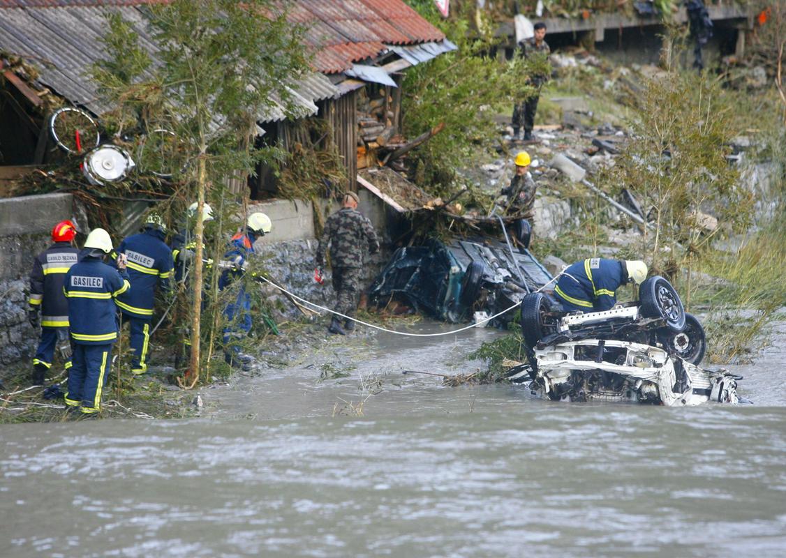 Poplave v Železnikih. Foto: BoBo