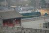 Vlak, za katerega se ugiba, ali prevaža Kim Džong Una, zapustil postajo v Pekingu