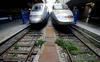 Francija: Zaradi stavke ovirana železniški in letalski promet