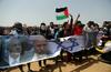 Tretji protestni petek v Gazi: En človek ubit, več kot 700 ranjenih