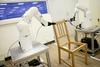 Video: Kako robot v devetih minutah sestavi Ikein stol?