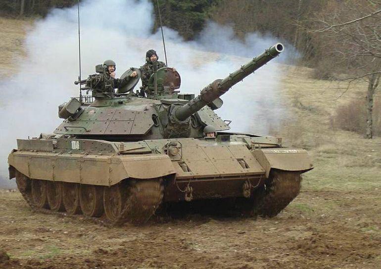 Mors je želel odprodati 27 odsluženih tankov M55-S. Foto: Slovenska vojska