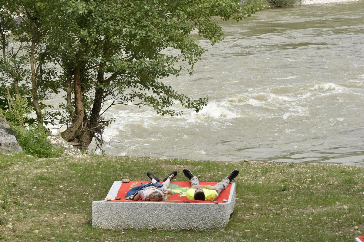 Tričetrt slovenskih rek je onesnaženih z mikroplastiko. Foto: BoBo/Žiga Živulović jr.