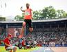 19-letni Echevarria v Stockholmu skočil izjemnih 8,83 m