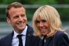 Francozi so besni – predsedniški par je za jedilni servis odštel ogromno denarja ...