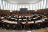 DZ: Poslanci z zakonom zaščitili državno naložbo v NLB-ju pred hrvaškimi sodišči