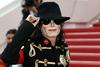 Jakno Michaela Jacksona na dražbi prodali za več kot 260 tisoč evrov