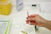 Kitajci besni zaradi neučinkovitih cepiv proti steklini, tetanusu in davici