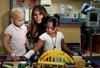 Melania Trump uresničuje svoje obljube - obiskala je otroke odvisnikov