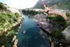Foto: 16-letnik pogumno skočil z mostu v Mostarju