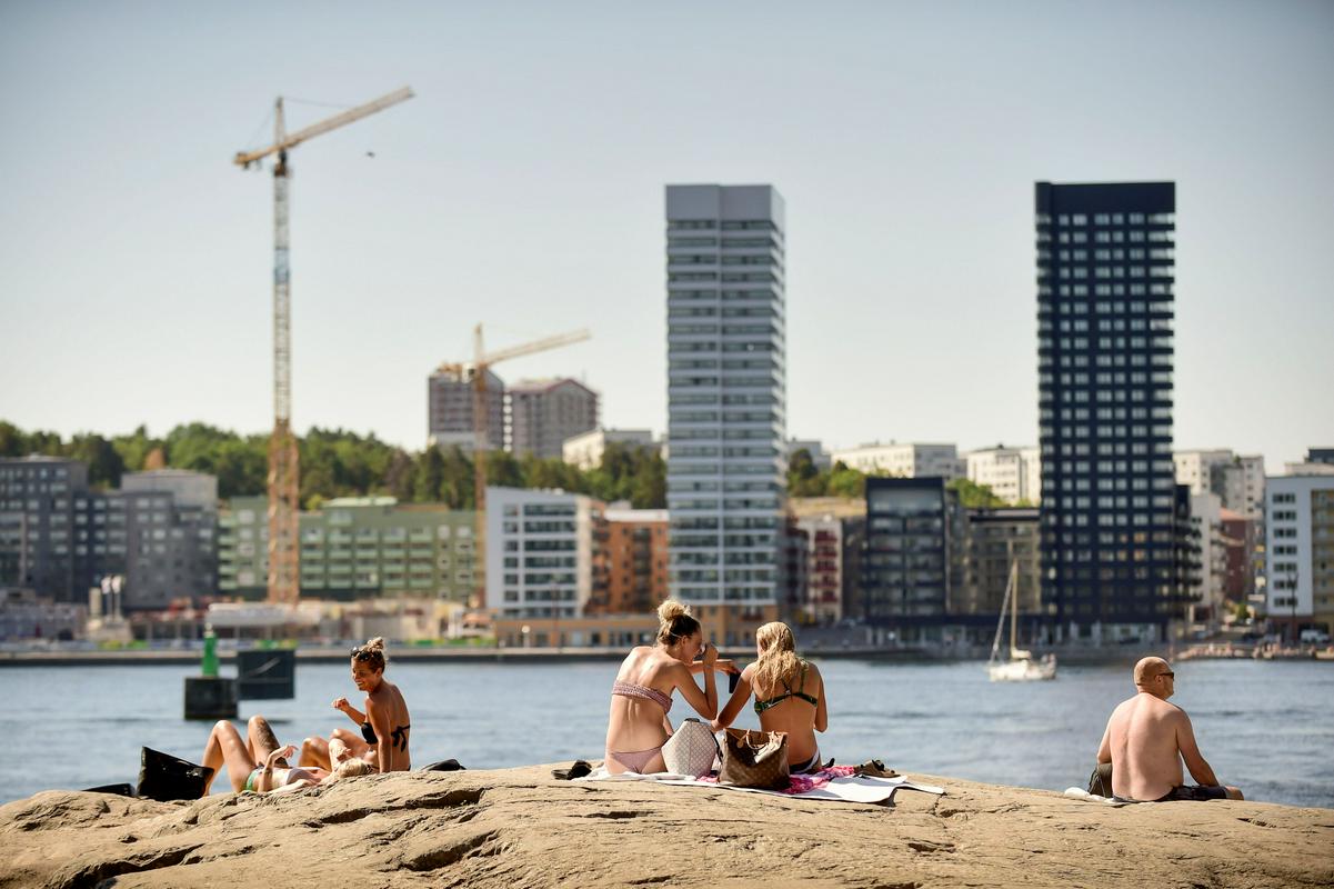 Število vročih dni v izbranih evropskih mestih se je v 21. stoletju v povprečju povečalo za tri dni na leto. Foto: Reuters