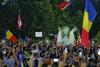 Več deset tisoč ljudi na novih, tokrat mirnih, protestih v Romuniji