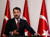 Turški finančni minister miri vlagatelje, ZDA grozijo z novimi sankcijami