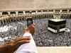 Foto: Dva milijona muslimanskih vernikov začelo romanje v Meko