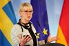 Švedska tujim vladam predstavlja priročnik feministične diplomacije