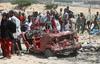 V samomorilskem napadu v Mogadišu ubitih osem ljudi in porušena šola