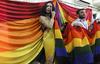 Indijsko vrhovno sodišče odpravilo prepoved homoseksualnih spolnih odnosov
