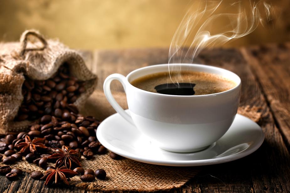 Slovenci v povprečju porabimo tri kilograme kave letno. Foto: Radio Si