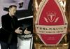 Elon Musk od električnih vozil do alkohola – prihaja Teslaquila