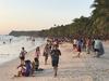 Žurerski otok Boracay znova odprt - a brez alkohola, cigaret in zabav