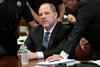 Sodišče odobrilo 17-milijonsko poravnavo za žrtve Harveyja Weinsteina