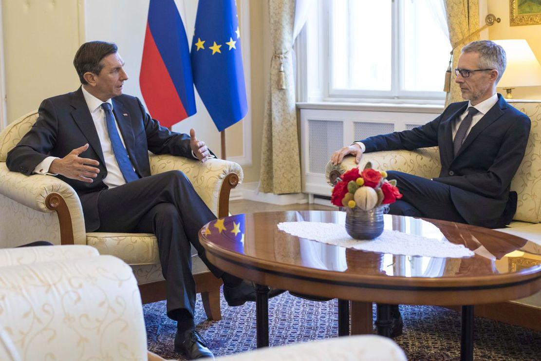 Predsednik republike Borut Pahor je po številnih uradnih in neuradnih pogovorih z vodji poslanskih skupin DZ-ja ugotovil, da uživa Vasle potrebno podporo poslank in poslancev za izvolitev. Foto: Urad predsednika republike