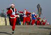 Foto: Božički tekli po vsem svetu - od Makedonije do Kitajske