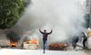 V Tuniziji po samosežigu novinarja izbruhnili protesti