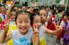 Kitajsko prebivalstvo naj bi do leta 2029 naraslo na 1,44 milijarde, nato sledi upad